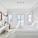 Marietta's Mykonos Town